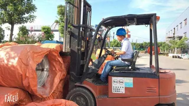 最新叉車工作，時(shí)代背景下的關(guān)鍵角色演變