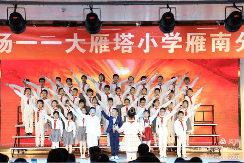 小學生愛國歌曲精選，唱響童年的愛國情旋律
